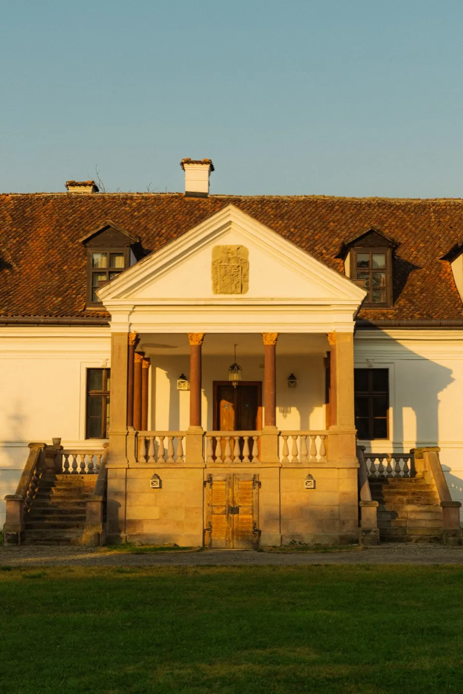 The castle portico in the evening light