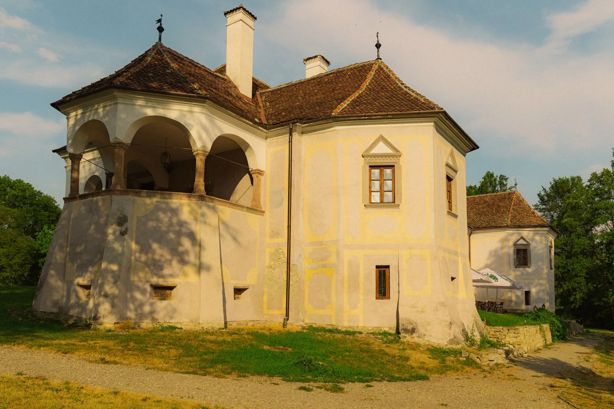 Side of Kálnoky Castle